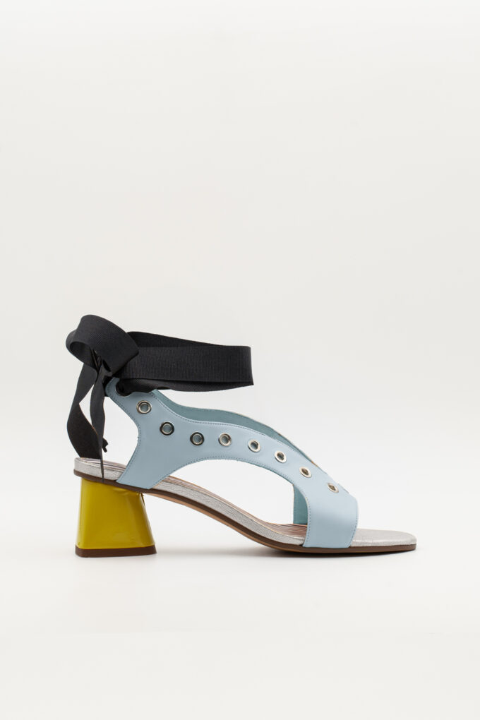 Sandalia de tacón linus ollaos azul amarillo