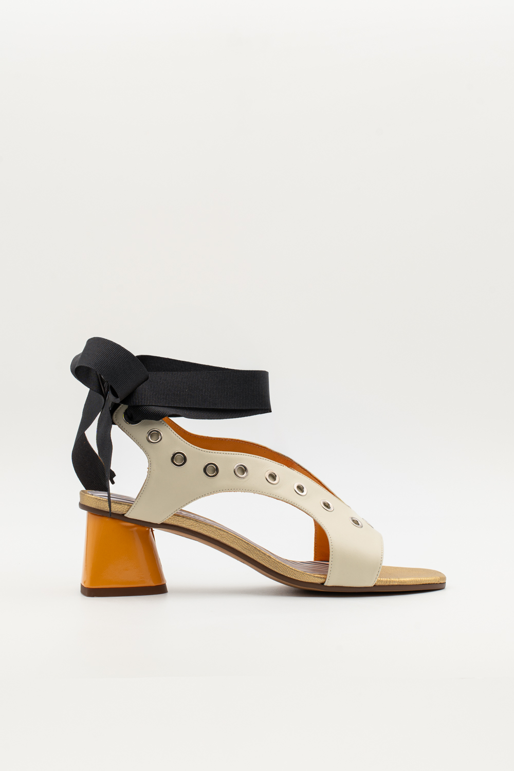 Sandalia de tacón linus ollaos beige naranja