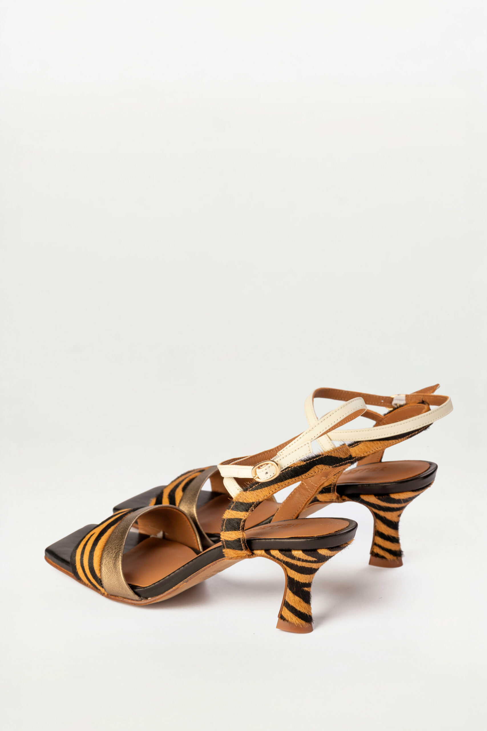 Sandalia de tacón Piero equus naranja oro oscuro - Imagen 3