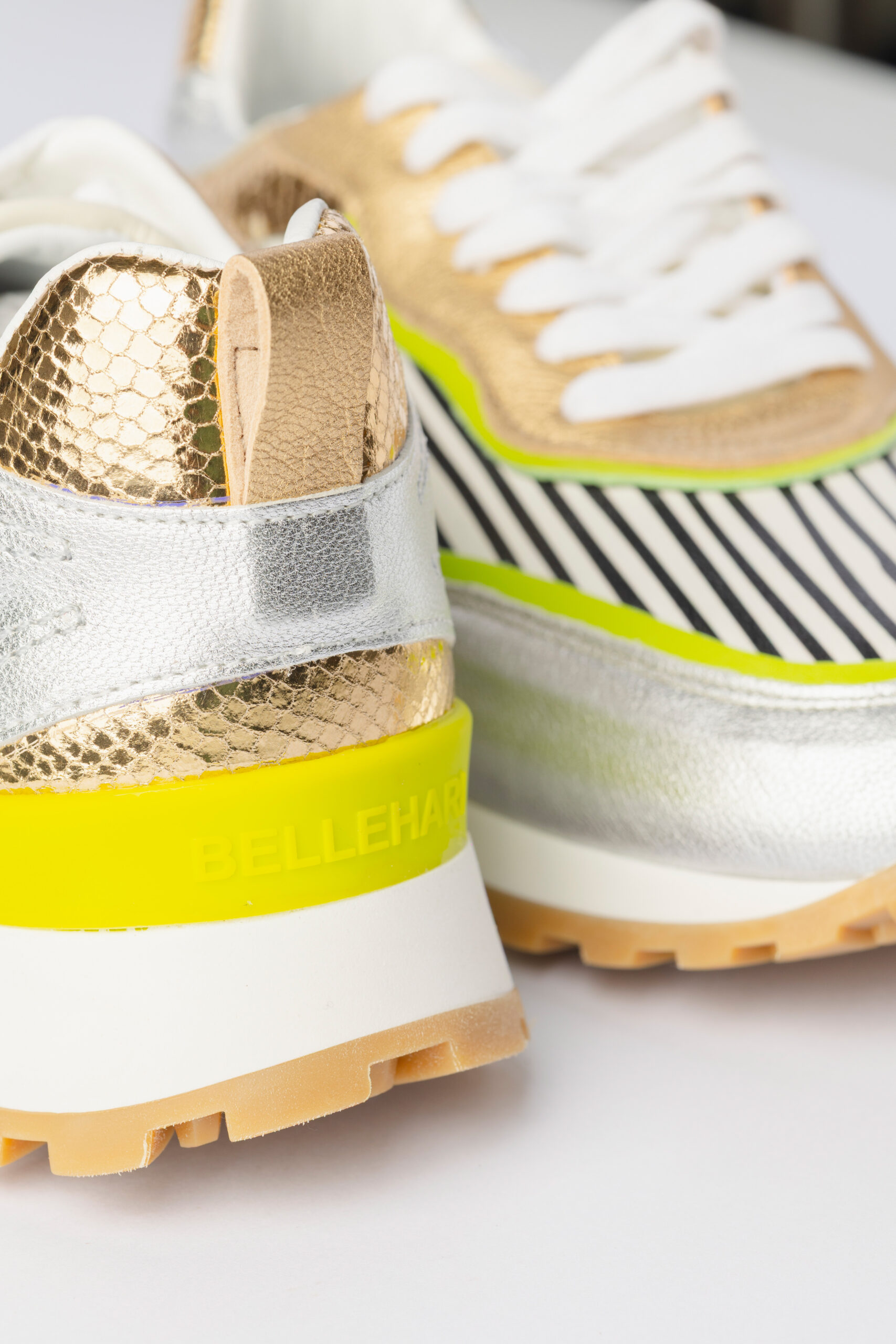 Sneaker Mina lyne Dorado Brillo elaphe - Imagen 5