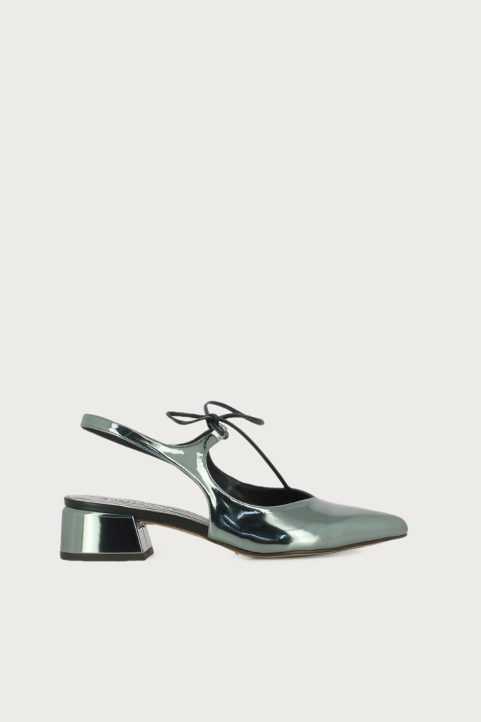 Salón slingback Nea plata negro
